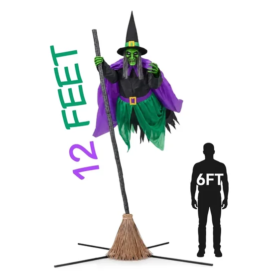 Gravesend 12 ft Witch Animatronic, closer in